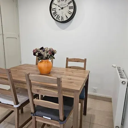 Entier Independant Dans Maison Apartment Rueil-Malmaison